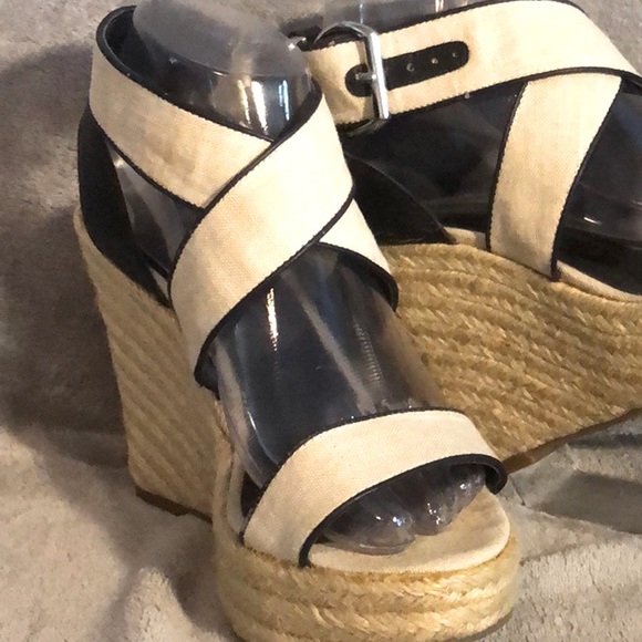 Jessica Simpson Linen Criss Cross Platform Wedges - Picture 1 of 15